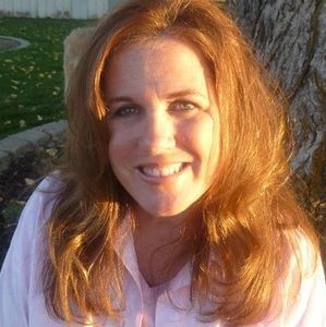 Meet your Posher, Kellie